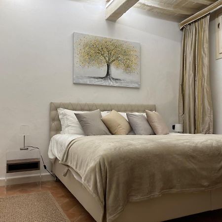 Unique And Antique Apartment Флоренція Екстер'єр фото