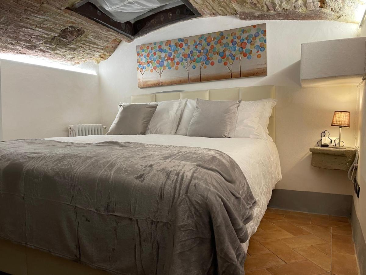 Unique And Antique Apartment Флоренція Екстер'єр фото