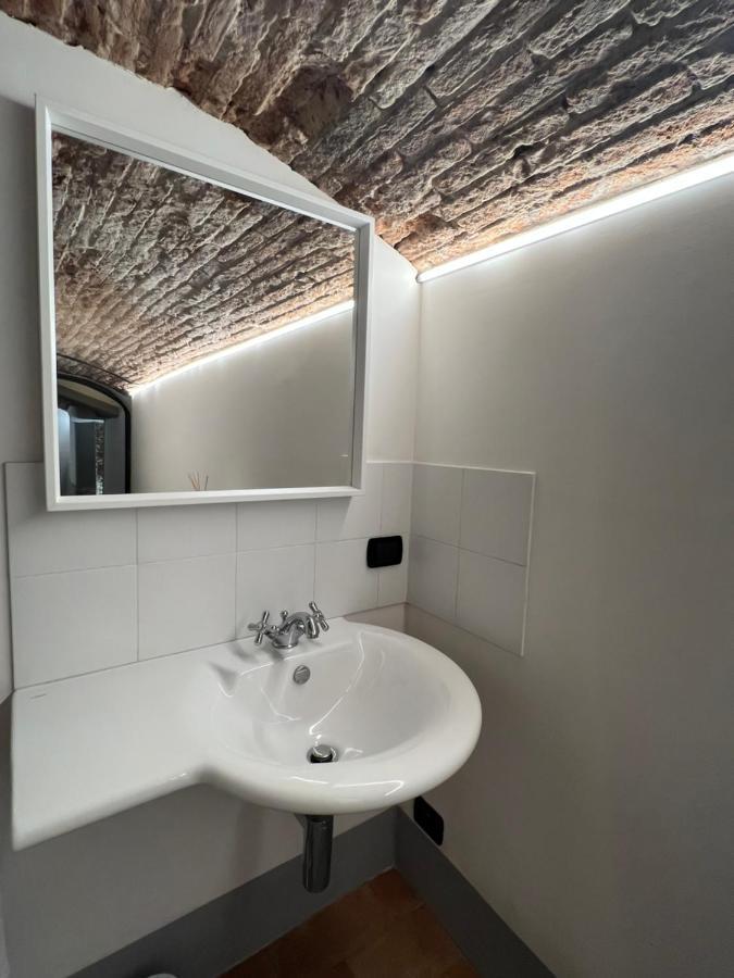 Unique And Antique Apartment Флоренція Екстер'єр фото