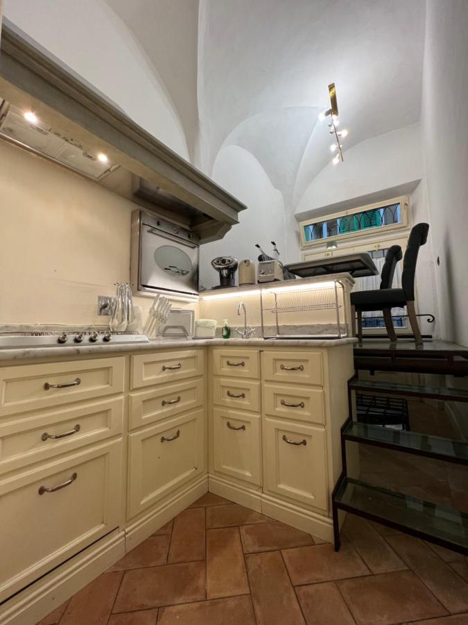 Unique And Antique Apartment Флоренція Екстер'єр фото
