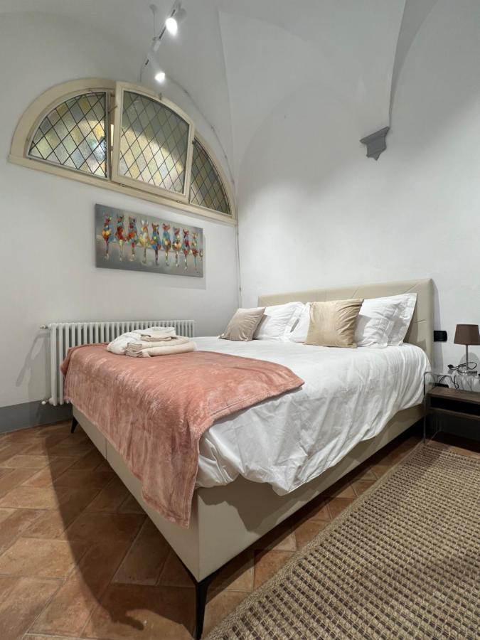 Unique And Antique Apartment Флоренція Екстер'єр фото